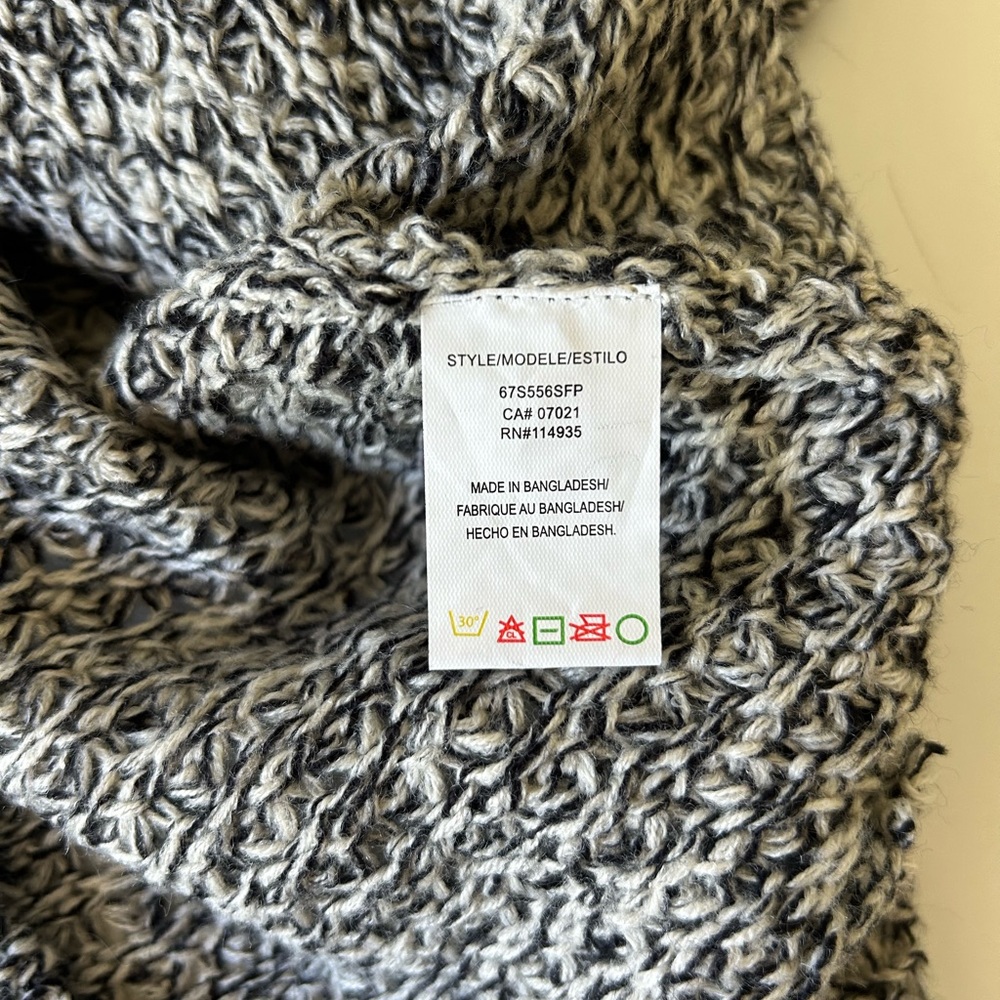RD Style Black and White Cowl Neck Cable Knit Sweater| Size L - Picture 6 of 6